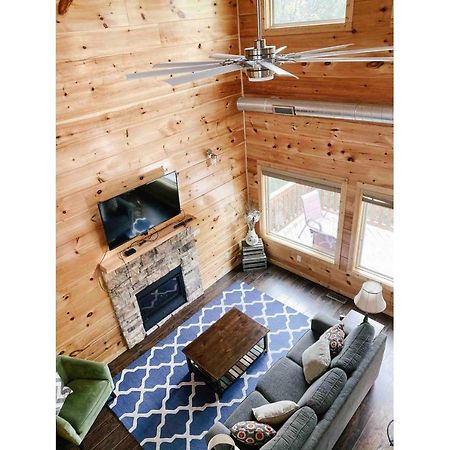 Splash Of Moonshine -Heated Indoor Pool, Hot Tub, Arcade Game Room Pigeon Forge Luaran gambar