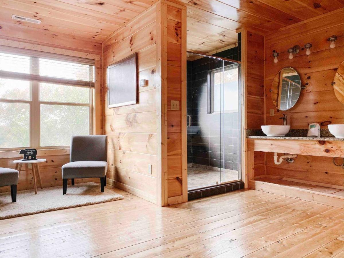 Splash Of Moonshine -Heated Indoor Pool, Hot Tub, Arcade Game Room Pigeon Forge Luaran gambar