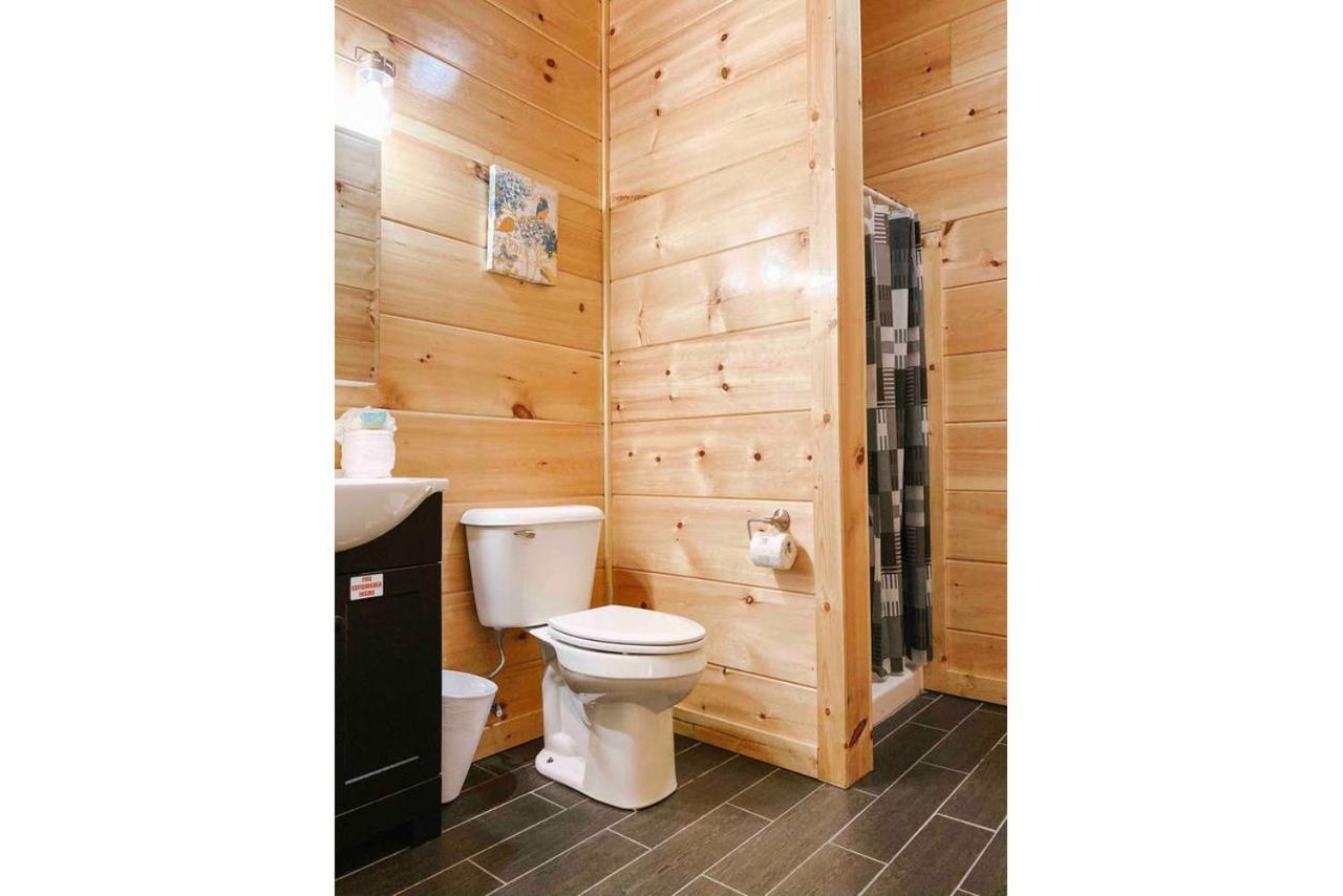 Splash Of Moonshine -Heated Indoor Pool, Hot Tub, Arcade Game Room Pigeon Forge Luaran gambar