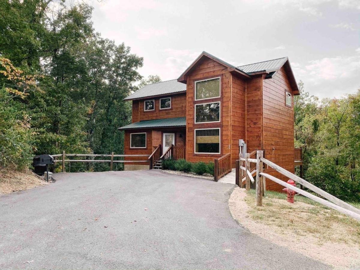 Splash Of Moonshine -Heated Indoor Pool, Hot Tub, Arcade Game Room Pigeon Forge Luaran gambar