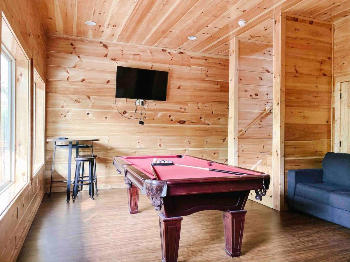 Splash Of Moonshine -Heated Indoor Pool, Hot Tub, Arcade Game Room Pigeon Forge Luaran gambar